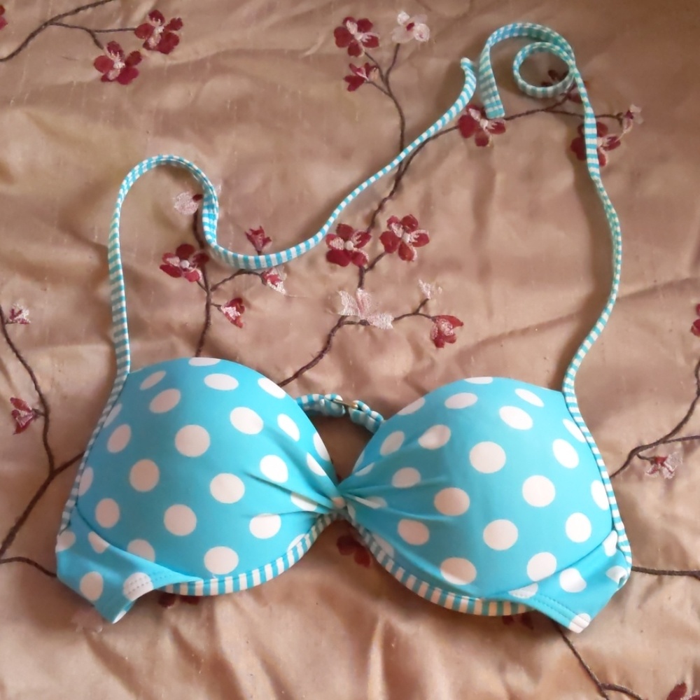 Brand New Bikini Top!